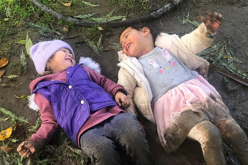 Te Ataraupo sharing an experience of lying in the mud with another child